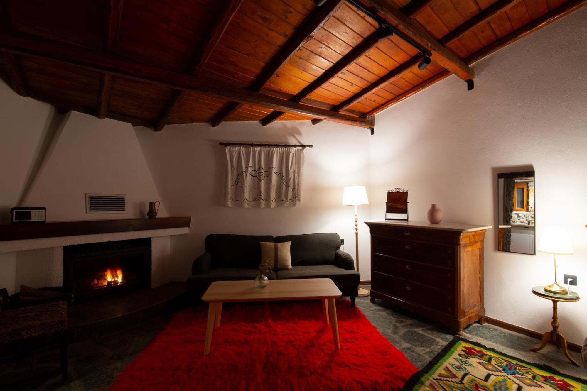 Fteri Stone House In Platanos, Akrata Apartment Exterior photo